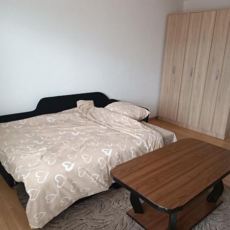 Отель 2Bdr Apt With Balcony With View- Free Parking Сараево Экстерьер фото