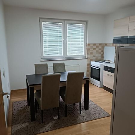 Отель 2Bdr Apt With Balcony With View- Free Parking Сараево Экстерьер фото