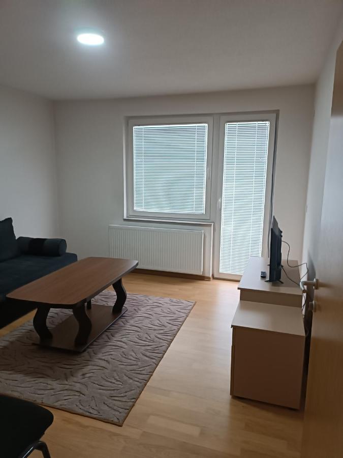 Отель 2Bdr Apt With Balcony With View- Free Parking Сараево Экстерьер фото