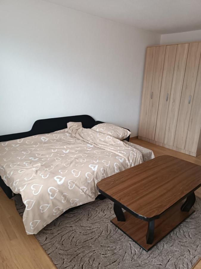 Отель 2Bdr Apt With Balcony With View- Free Parking Сараево Экстерьер фото